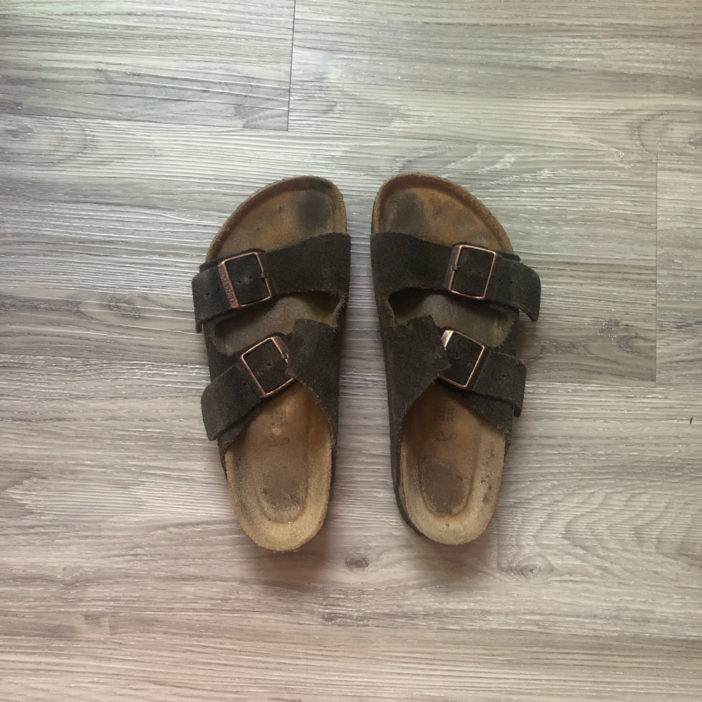 Brown suede leather Birkenstock’s